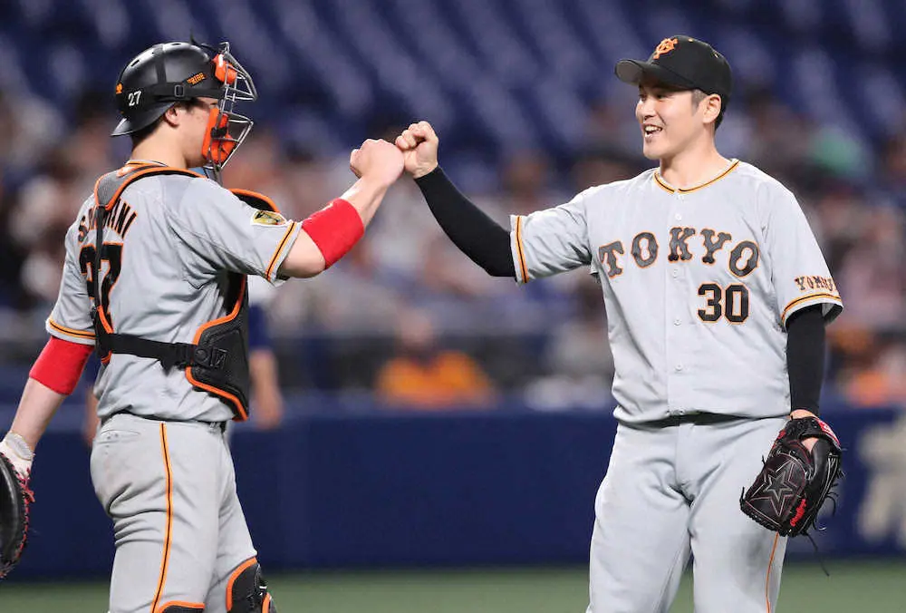 【画像・写真】巨人・鍵谷が4年ぶりセーブ　わずか1球で試合終了　高梨とともに完璧リリーフで勝利に大貢献