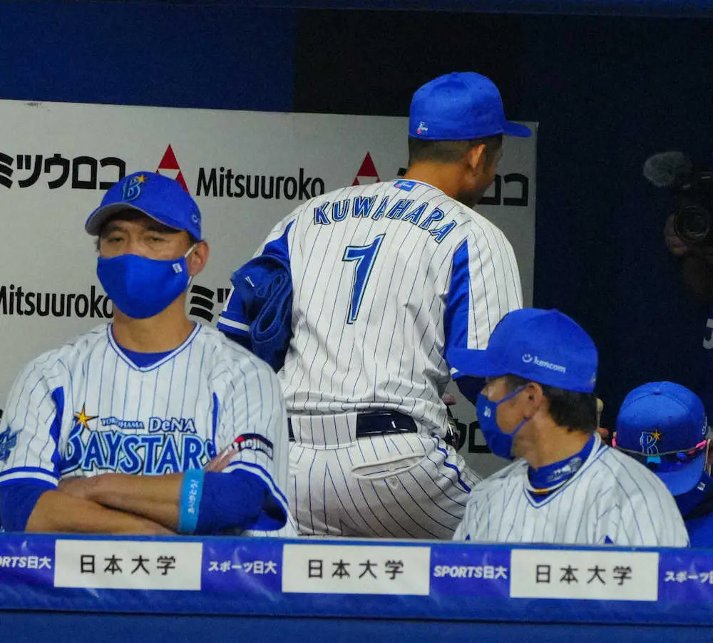 【画像・写真】DeNA、ミス連発で5回までに12失点　12球団最速30敗で借金今季最多タイ17