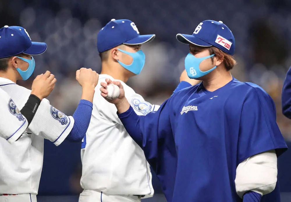 【画像・写真】中日・福　ピンチ救った“プロ初体験”、周東をけん制で刺し流れ呼び込み今季初星&3連勝導いた