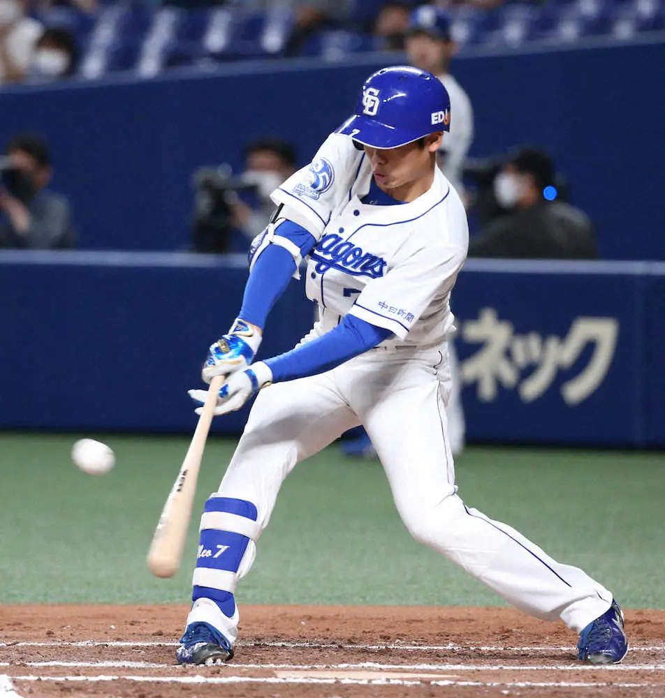 【画像・写真】待ってた中日・根尾　交流戦4試合、10打席目で初ヒット