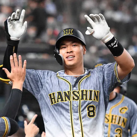 【画像・写真】阪神・佐藤輝　驚異の新人最多「40本塁打ペース」ミスター超えも清原超えもイケる