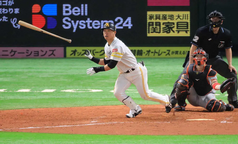 【画像・写真】ソフトバンク5発で巨人戦14連勝　元首位打者・長谷川2発4打点「あの感覚をもう一度、味わいたい」