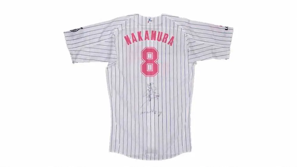 【画像・写真】ロッテが鳥谷、中村奨らの公式戦使用ピンクユニホームをオークション販売