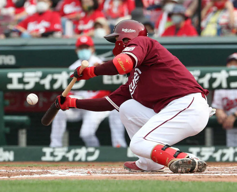 【画像・写真】首位・楽天が3連続犠打の珍記録！2者連続初球スクイズ…石井采配がズバリ的中
