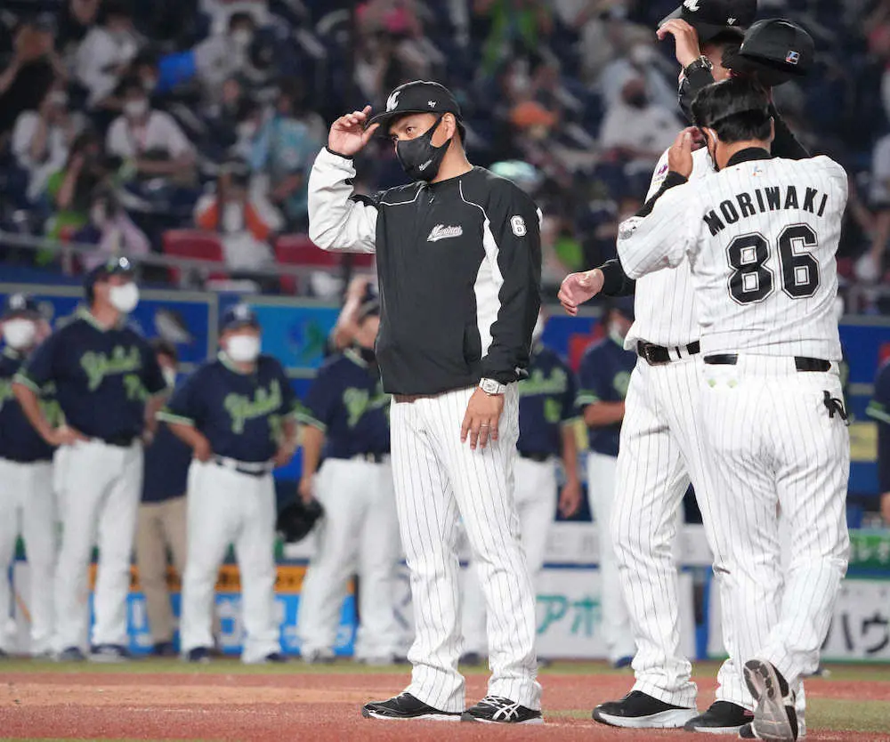 【画像・写真】ロッテ 走塁ミス重なり好機逃す　井口監督苦言「バントミス、走塁ミスがこれだけ出たら…」
