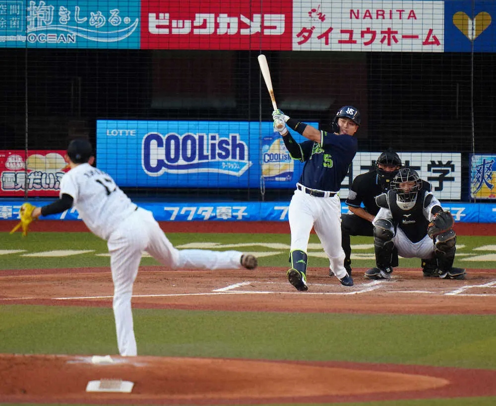 【画像・写真】ロッテ・佐々木朗、プロ初被弾　ヤクルト主砲・村上に151キロ直球打たれた