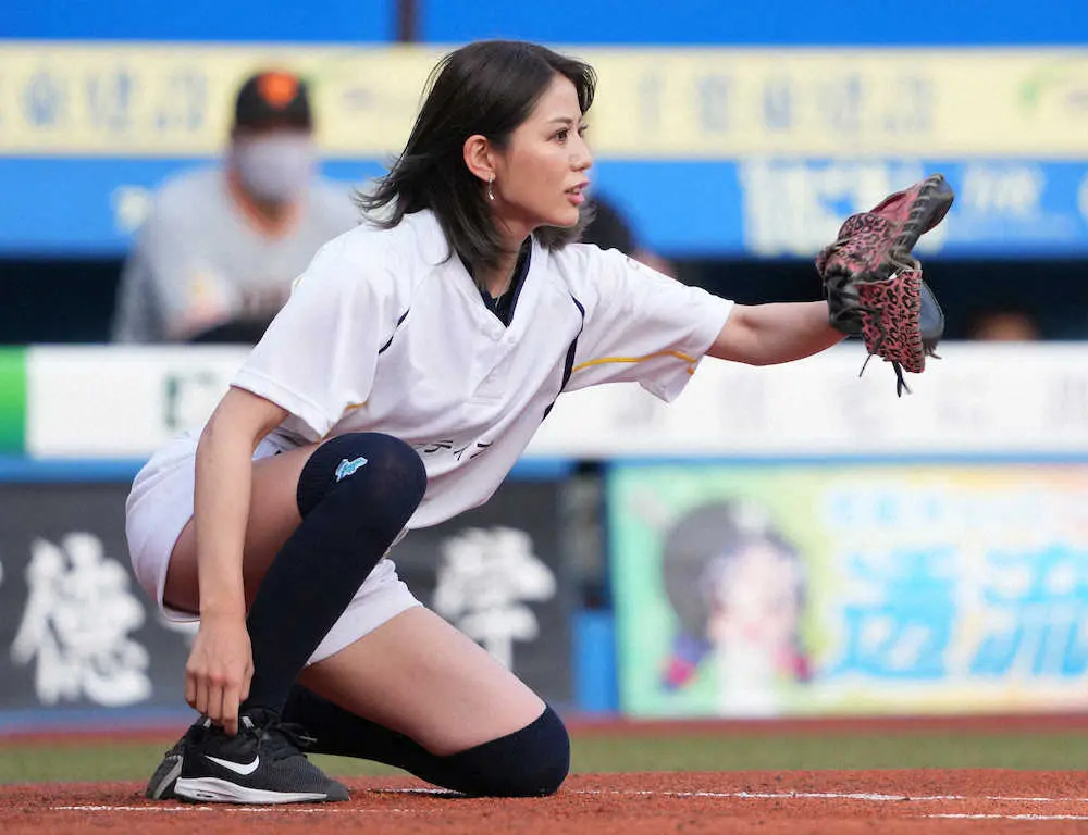 【画像・写真】めいちゅん、安田の剛速球！？見事キャッチ「良いフレーミングできた！」