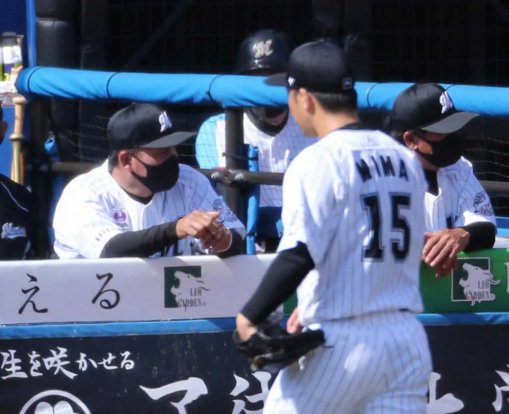 【画像・写真】ついに借金生活…ロッテ井口監督、美馬リフレッシュプランも　唐川は上半身の不調か