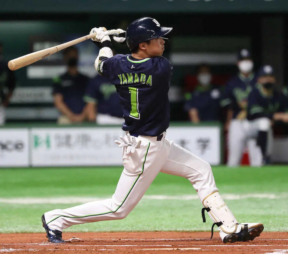 【画像・写真】止まらない！ヤクルト山田が7打席連続安打となる17号2ラン