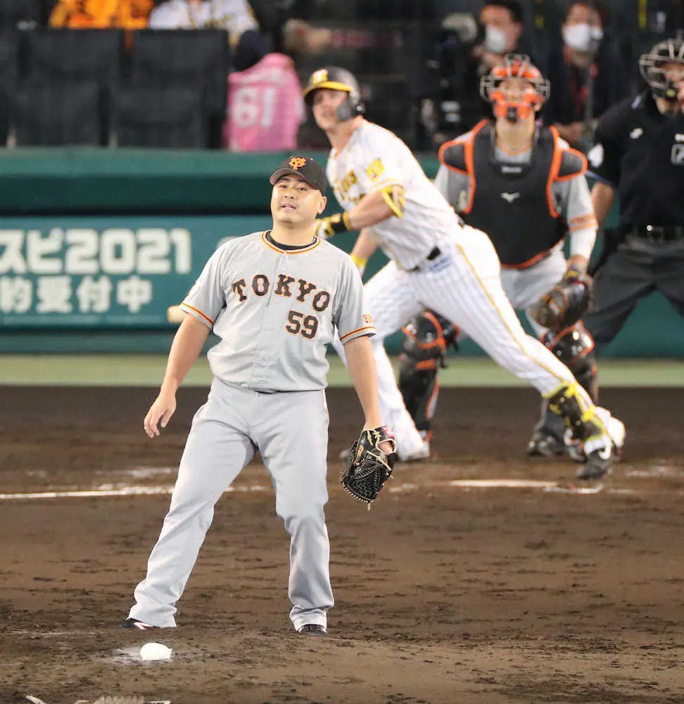 【画像・写真】巨人・原監督　交代直後の2球目に満塁弾浴びた田中豊は「糧とするでしょう」「明日頑張ります」
