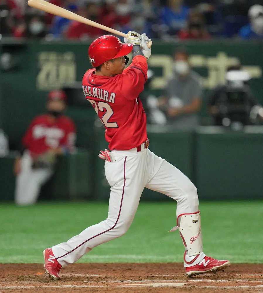 【画像・写真】代打で出た！広島・中村奨成がプロ1号　「甲子園の怪物」が高卒4年目、通算46打席目で決めた