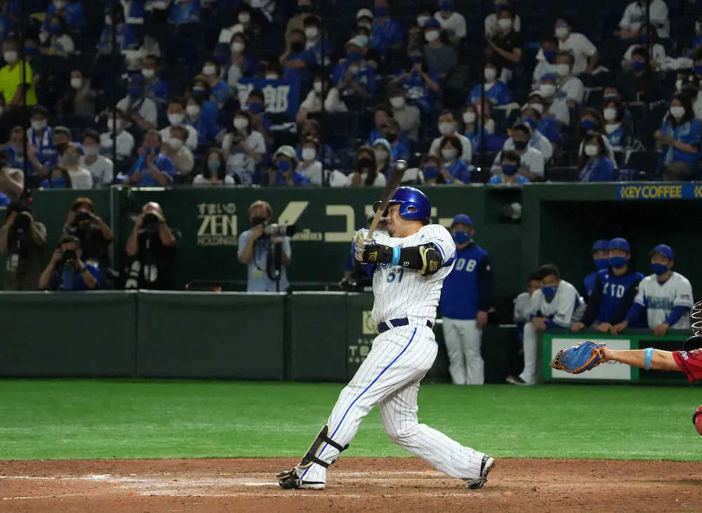 【画像・写真】DeNA　9回執念の猛追も1点及ばず…三浦監督「誰ひとり諦めないで戦っていた」