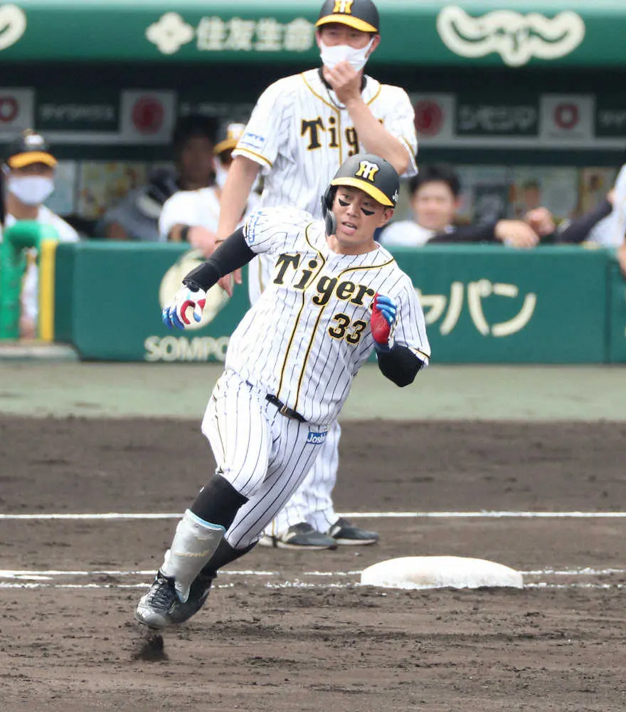 【画像・写真】帰ってきた「2番・糸原」はいい感じ　阪神・井上ヘッド「基本的には来週もこの形」