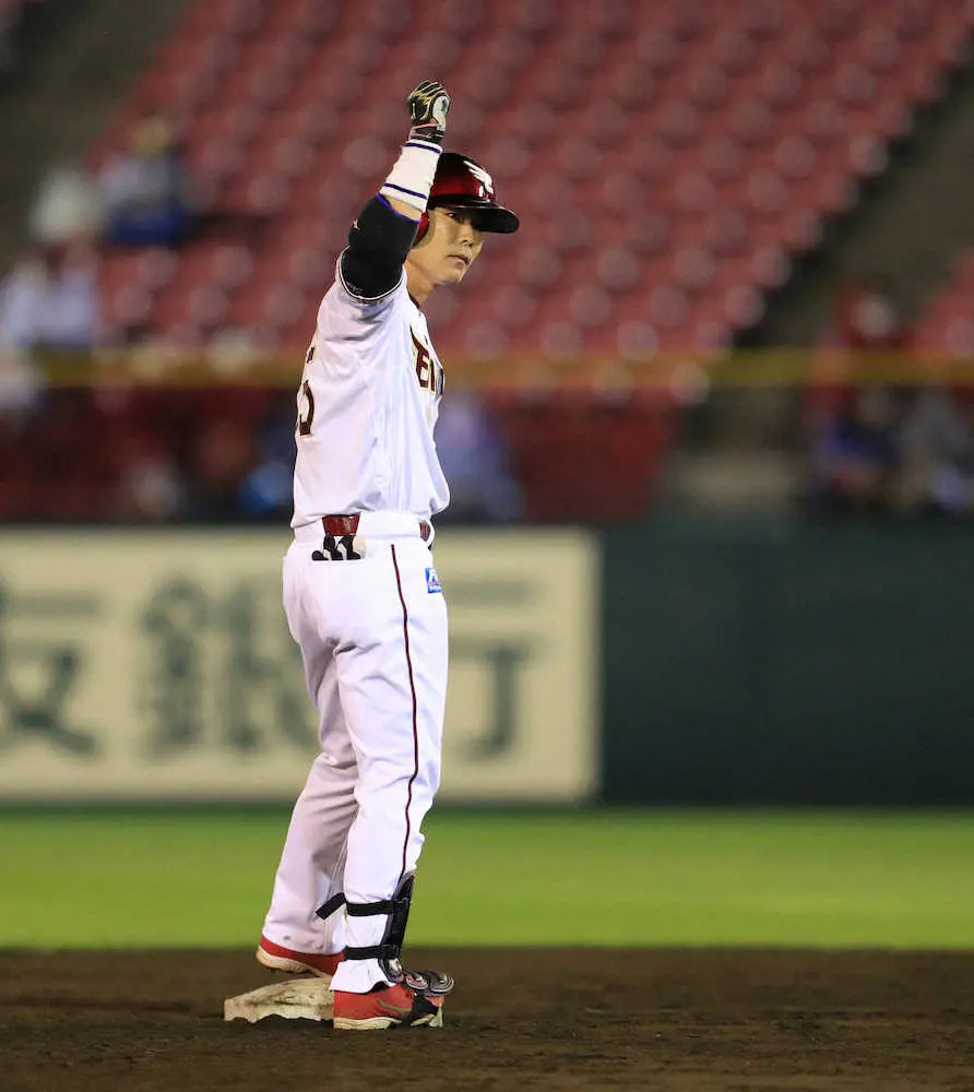 【画像・写真】楽天・島内の2点適時二塁打でドロー　首位タイキープ