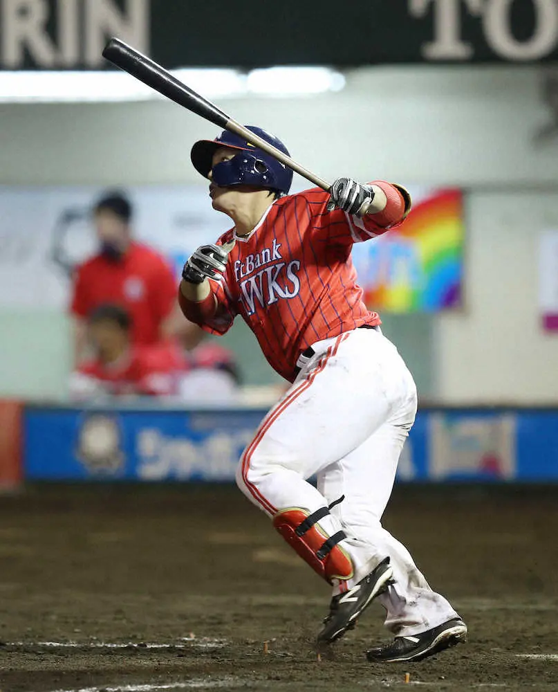 【画像・写真】ソフトバンク15安打で久々爆勝　侍トリオ発奮！柳田が先制V打、栗原＆甲斐がアーチ競演