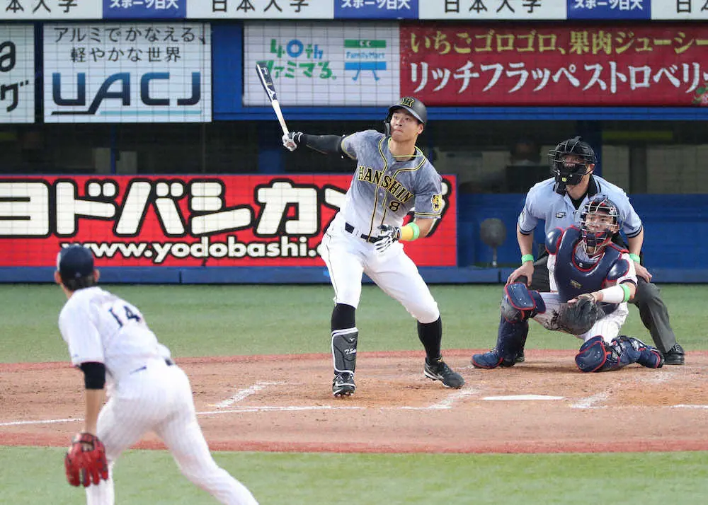 【画像・写真】ついにトップ！阪神・佐藤輝　新人左打者では最多の20号2ランで同点