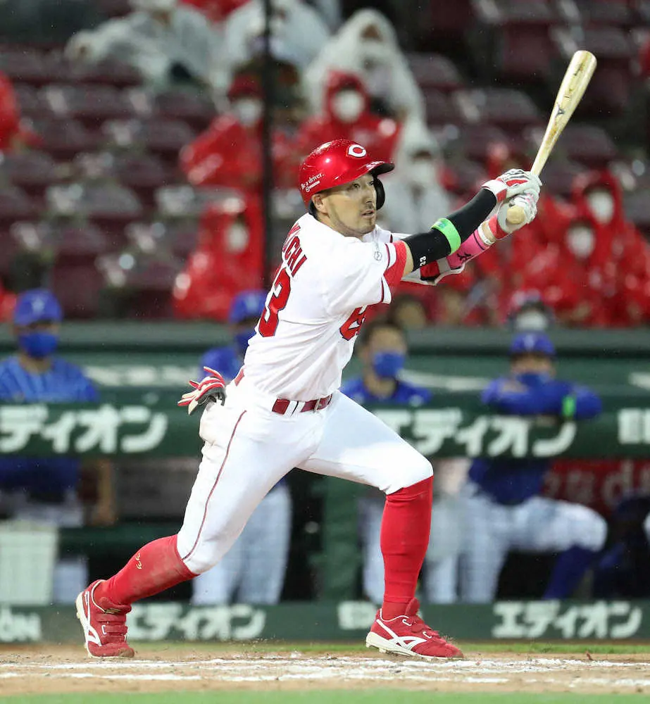 【画像・写真】広島・菊池涼　執念の同点打!山崎康との侍ジャパン対決「気持ちだけで持っていった」