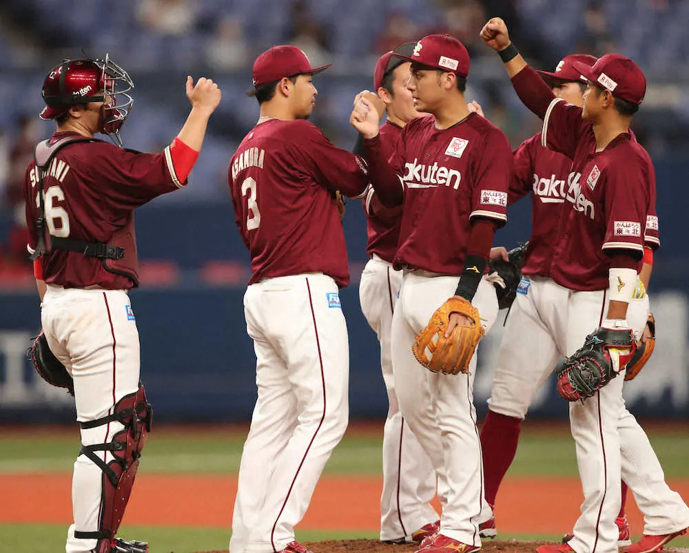 【画像・写真】楽天VSオリックスで珍プレー発生　銀次“中ゴロ”がネットで話題「初めてみたかも」「みんな戸惑ってた」