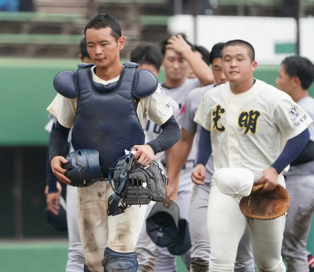 【画像・写真】光明相模原　プロ注目捕手・町田「悔しい」初戦敗退　1番で4の0…慶応にコールド