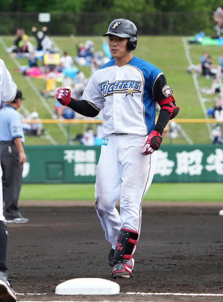 【画像・写真】日本ハム・野村　逆転打含む会心タイムリー2本で3打点、高浜は今季3度目猛打賞