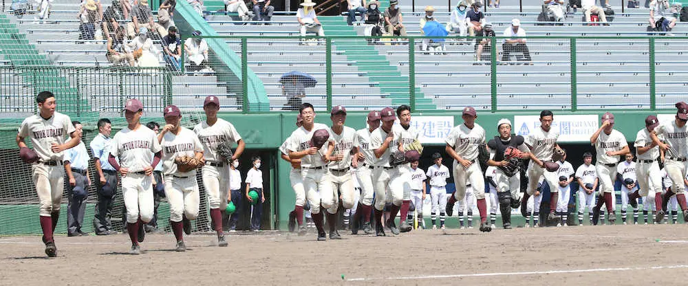 【画像・写真】旭川大高　網走桂陽に7回コールド勝ち　エース原、2回無失点「低めに投げられた」