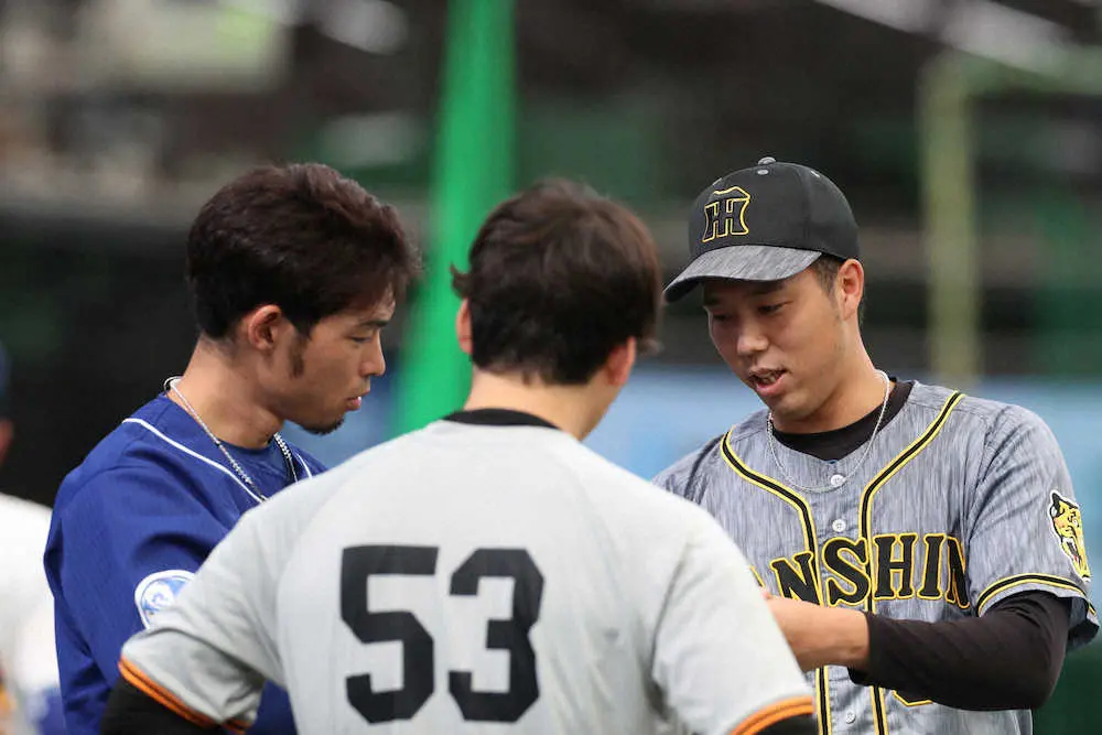 【画像・写真】中軸3人斬りの中日・又吉　青柳や高梨らと変則フォーム談議「一つ一つの経験が宝物」