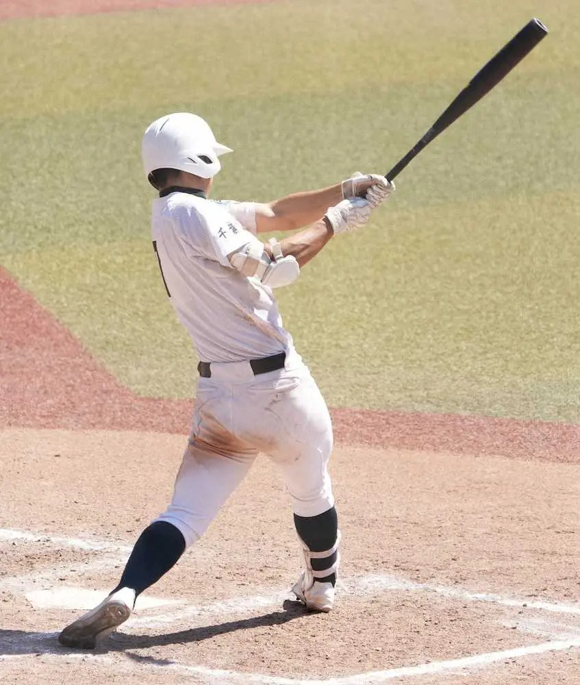 【画像・写真】決勝戦タイブレーク満塁弾決着の専大松戸・持丸監督「ここで勝負。これ以降はない」