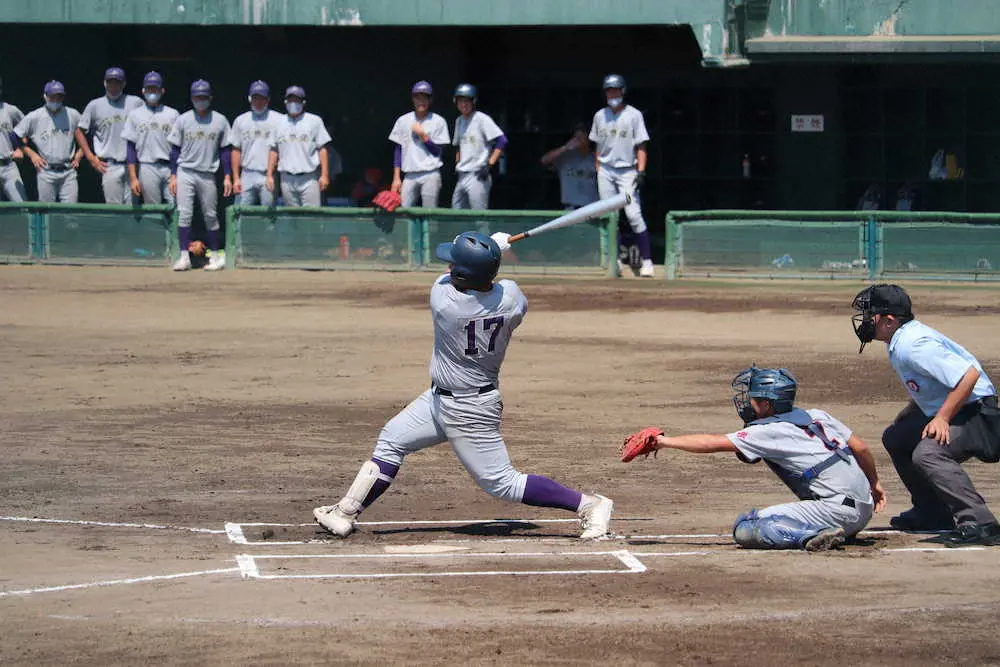【画像・写真】花巻東、王手　怪物1年生・佐々木麟太郎「22号」!大会1号で「18号」過少申告も…先制の決勝ソロ
