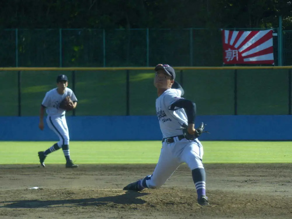 【画像・写真】横浜創学館・エース山岸が3失点12K完投で8強進出
