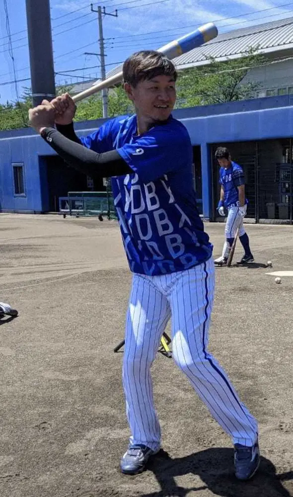 【画像・写真】DeNA最年長の大和　高卒2年目の森に闘志「負けたくない」