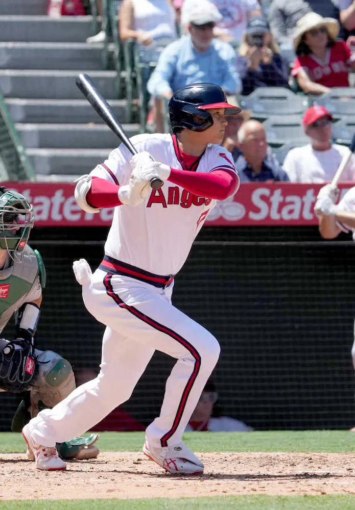 【画像・写真】大谷翔平　3回“弾丸”先制適時二塁打！2冠見えた、打点トップに1差 2試合連続安打もマーク