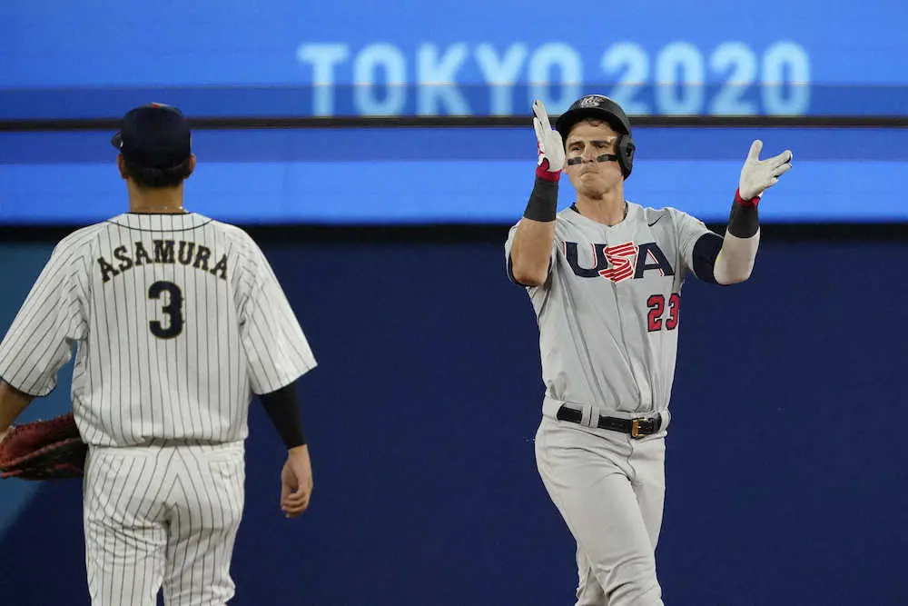 【画像・写真】米国はDeNAのオースティンがマルチ安打で勝ち越し弾呼び込む