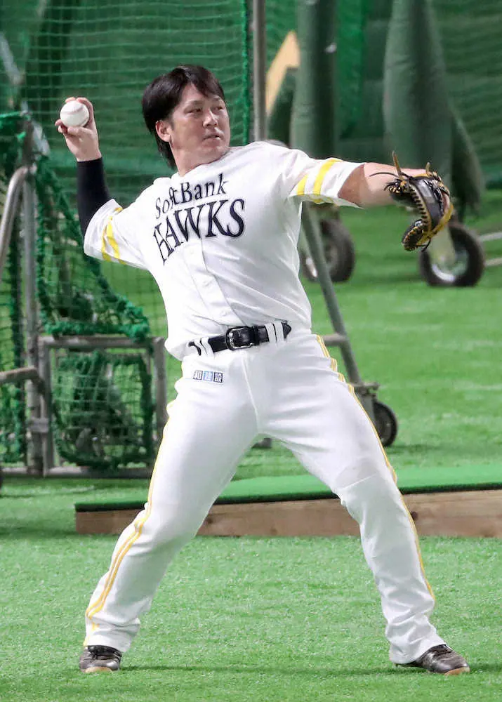【画像・写真】チーム合流したソフトバンク・甲斐に王会長からエール「後半戦が勝負。まだ4差だろ」