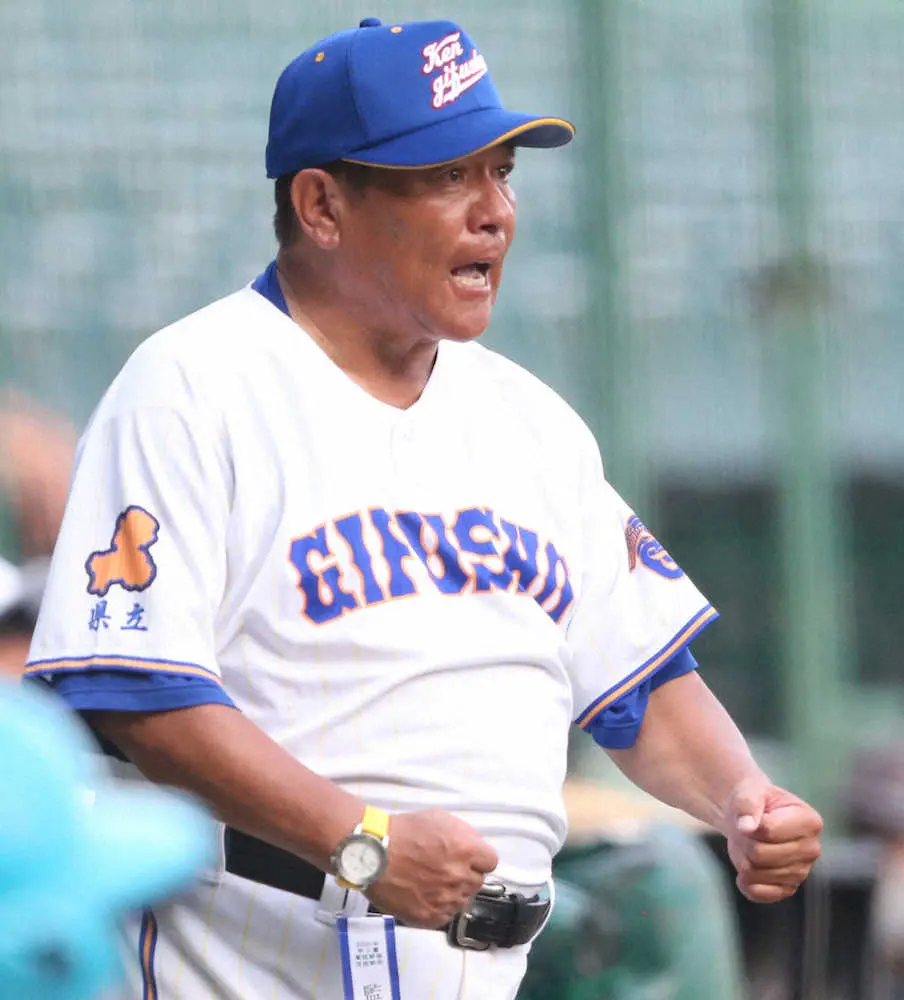 【画像・写真】県岐阜商・鍛治舎巧監督