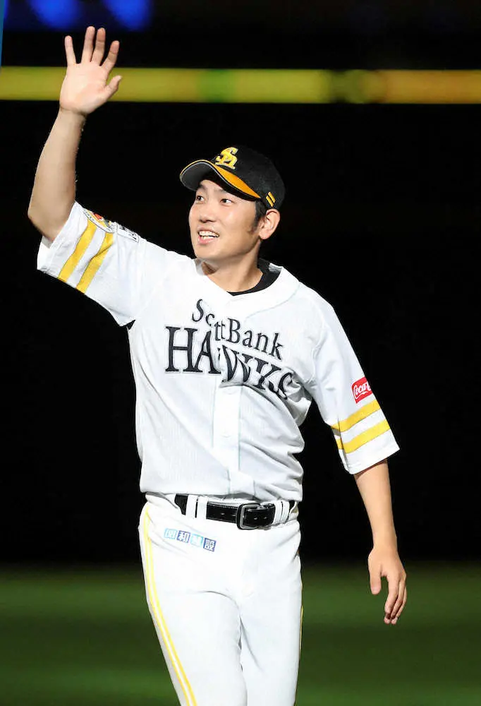 【画像・写真】“開幕戦男”ソフト・石川復活の11K「手応え感じた」　8回途中無失点で約2カ月半ぶり白星