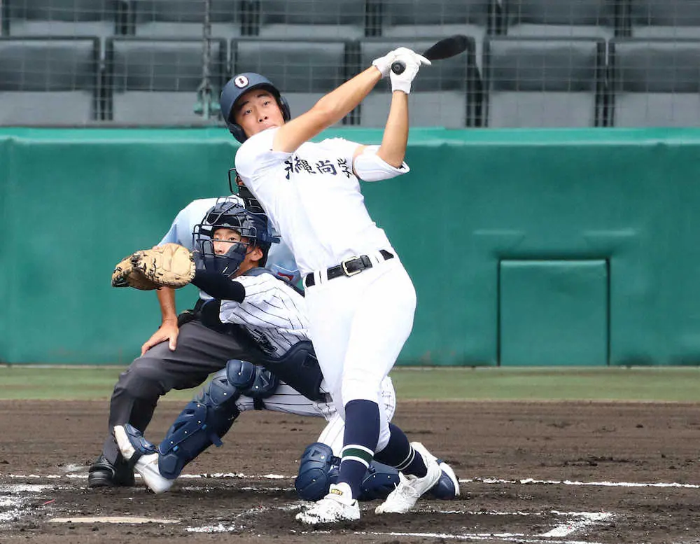 【画像・写真】沖縄尚学　エース左腕当山が2安打12K完封「打たせて取ろうと」「80点」沖縄県勢春夏通算100勝