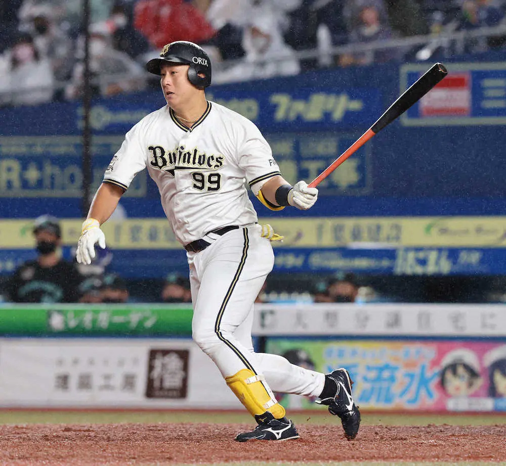 【画像・写真】“救世主”ラオウだ!オリックス・杉本がチームの首位陥落危機救う逆転2点二塁打