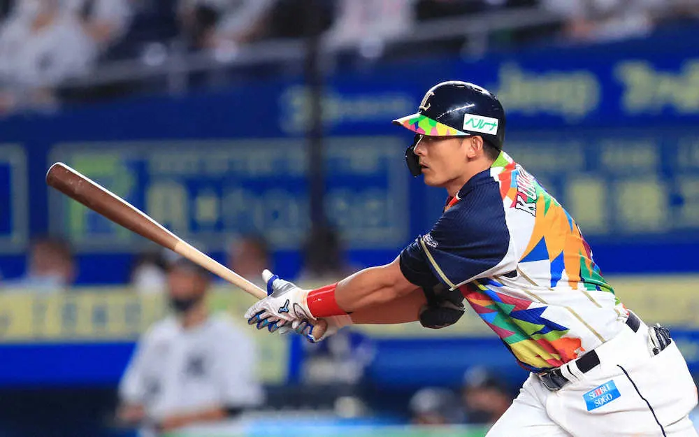 【画像・写真】西武・栗山が通算2000安打まで残り12本に　5回に中越え適時二塁打