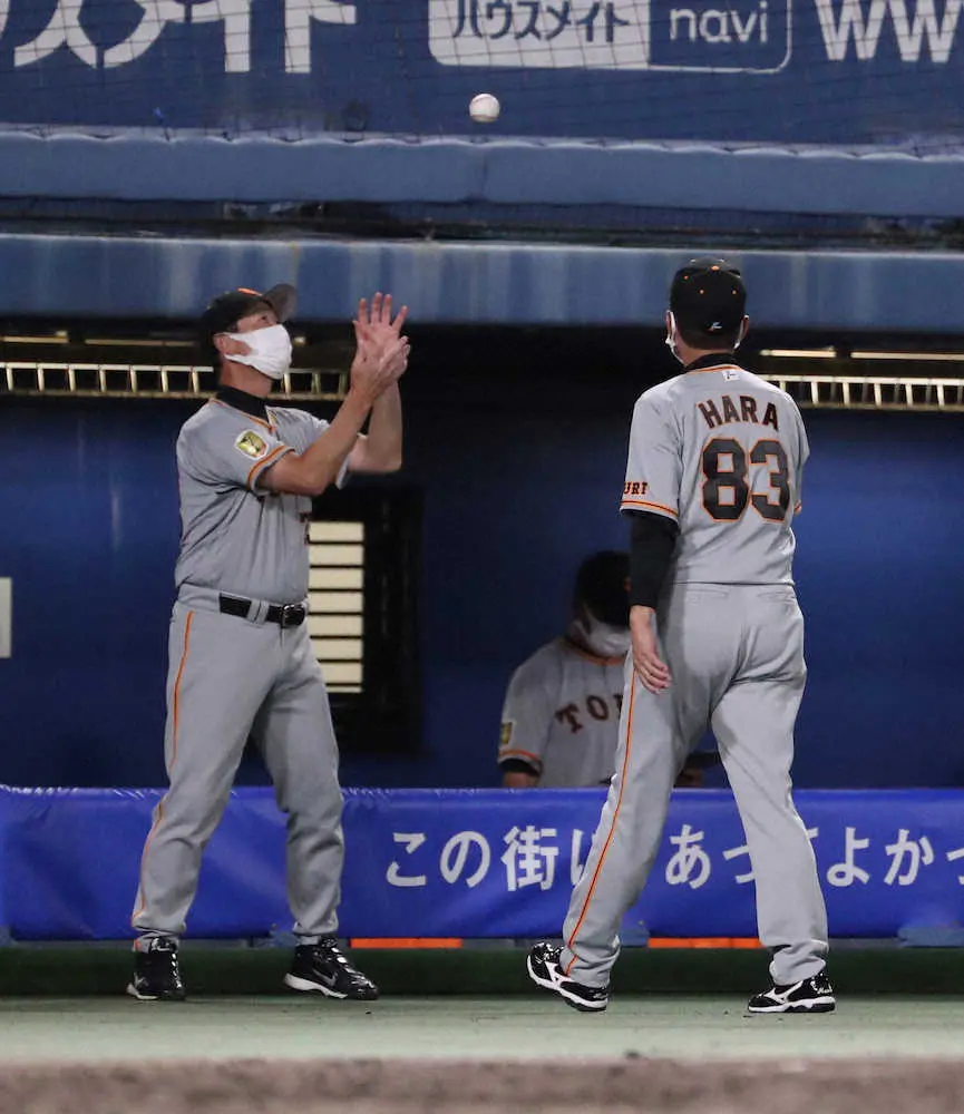 【画像・写真】巨人“悪夢の6回”守乱からまさかの9失点　連勝3で止まり首位・阪神とは2ゲーム差に