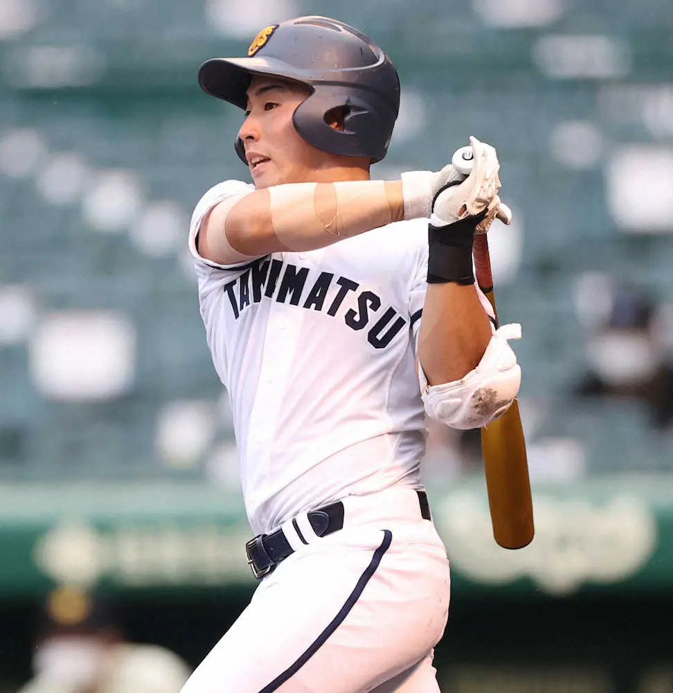 【画像・写真】高松商　記録ずくめの25年ぶり夏勝利！　強豪・作新学院撃破で春夏通算60勝目、4元号勝利も達成