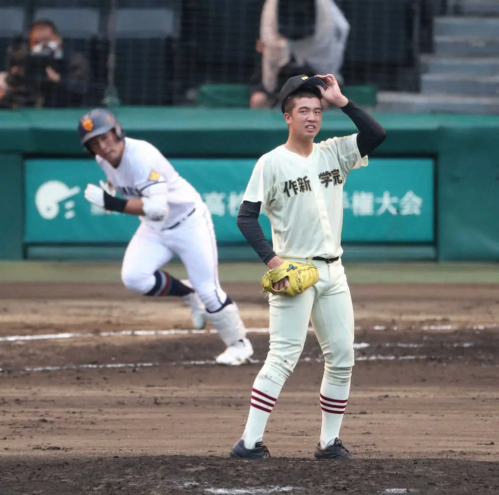 【画像・写真】作新学院・小針監督「心に残る試合ができた」　奮闘したチームや大会開催に感謝