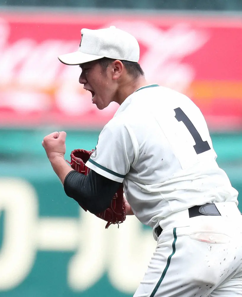 【画像・写真】二松学舎大付　3年ぶり夏1勝　エース秋山が4安打9奪三振完封