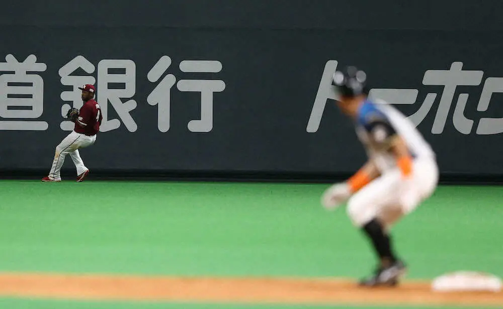 【画像・写真】日本ハム・杉谷　まさかのベース空過で試合終了　栗山監督「ダメだけど拳士らしい」