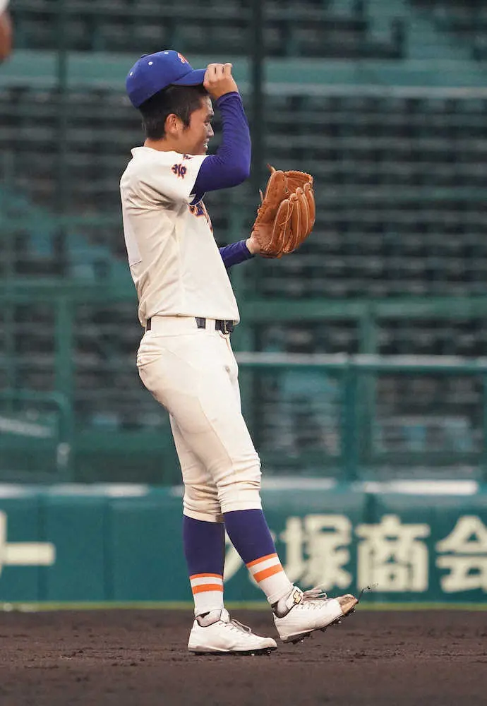 【画像・写真】夏史上初の完全試合を逃した盛岡大付・渡辺に掛けられた言葉「打たれた方が…」
