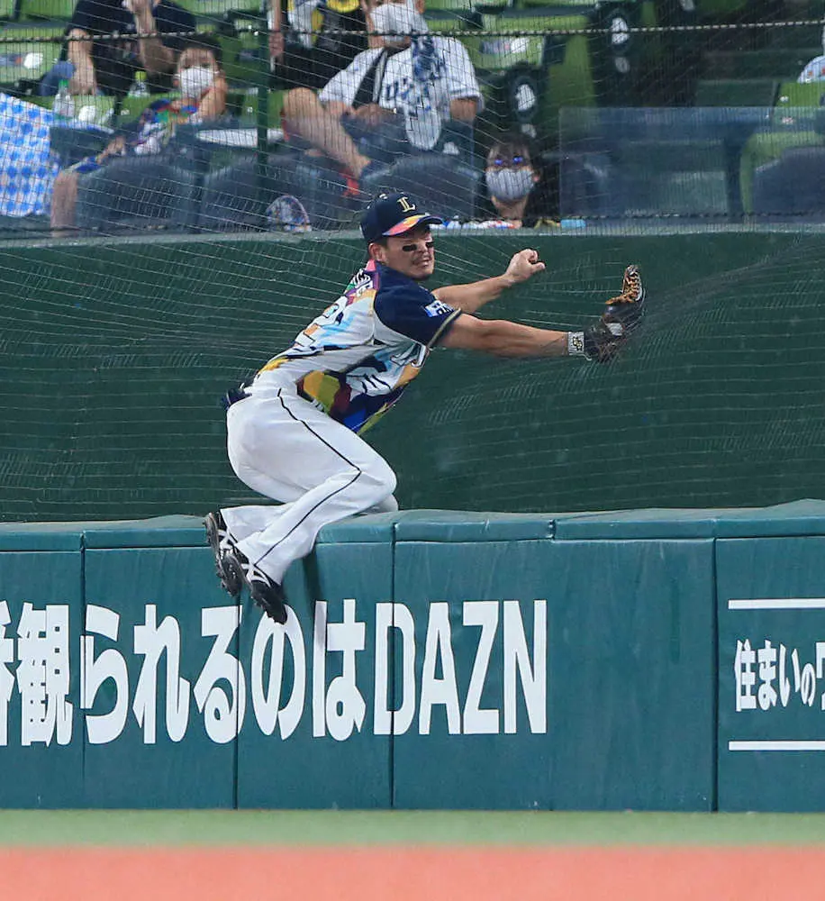 【画像・写真】西武敗戦も2試合連続スタメンの川越が3号ソロなど攻守に躍動