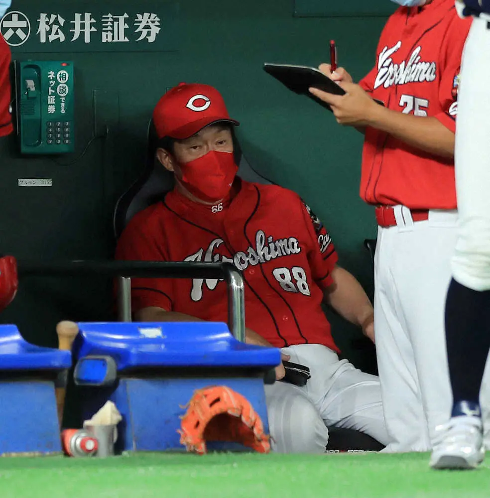 【画像・写真】広島・栗林までつながらない…　後半戦で登板2試合のみ　同点の8回にコルニエルが決勝被弾　