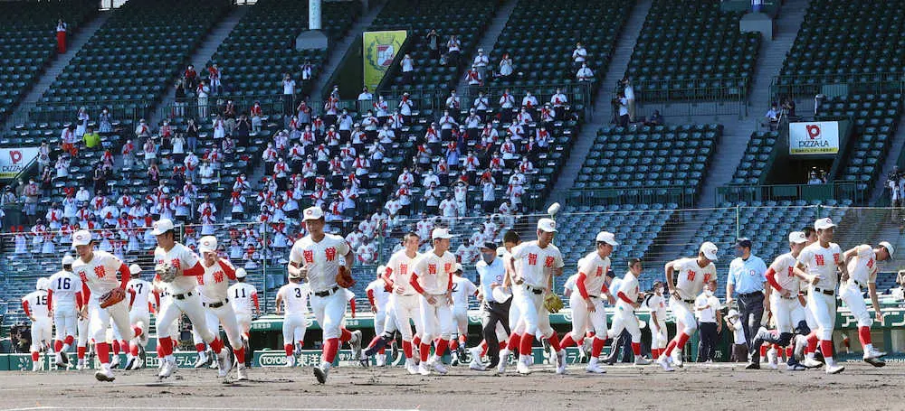 【画像・写真】“智弁対決”試合開始とともにSNS大混乱「マジで見分けつかなくて」「どっちが攻撃？」