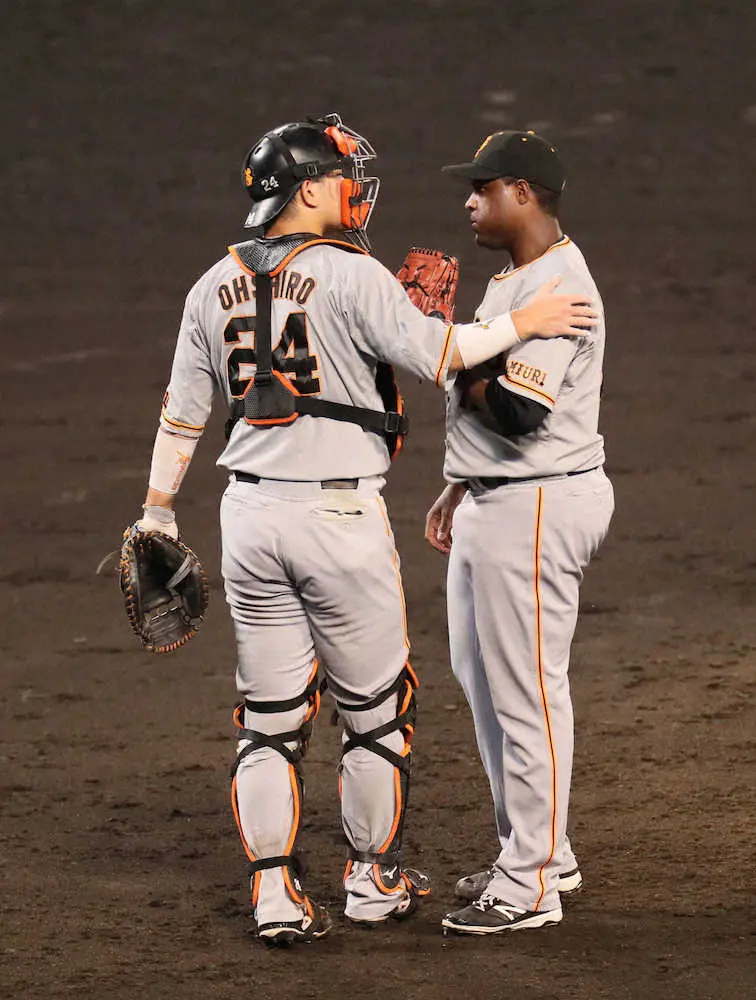 【画像・写真】巨人　一夜での首位奪還逃す　首位阪神と引き分け辛くも同一カード3連敗回避