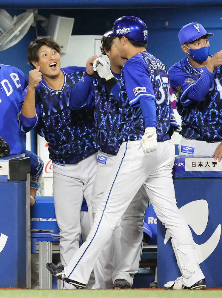 【画像・写真】巨人&菅野に恩返し!DeNA宮国が17年7月以来4年ぶり勝利　兄貴分との投げ合い制した5回2失点