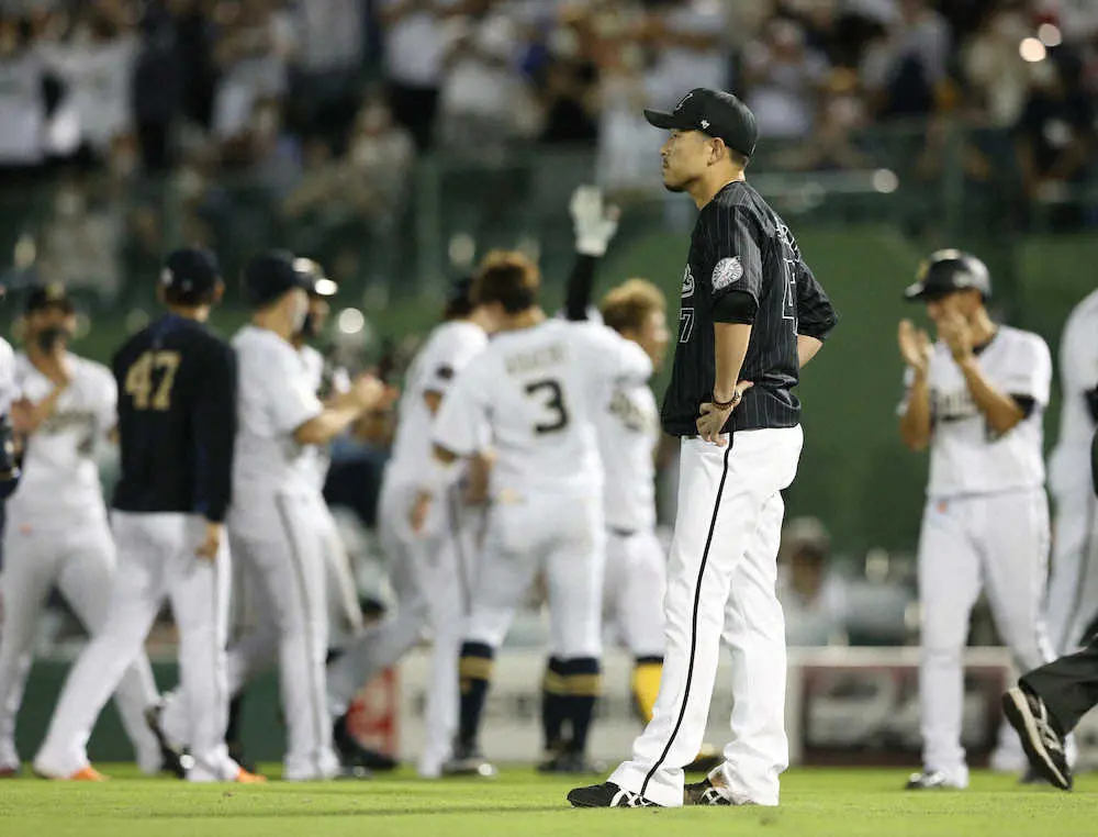 【画像・写真】ロッテ　わずか2日で首位陥落　3連投の益田温存…痛恨のサヨナラ負け